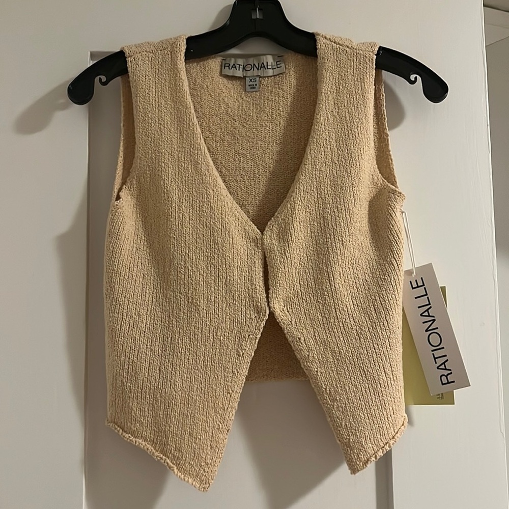 Rationalle blade knit vest / top in sand